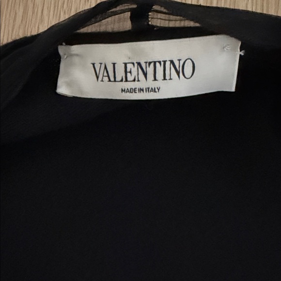 Valentino Classic Black Cardigan with Black and Red Sequin - Picture 8 of 11